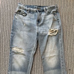 Old Navy High Rise Slouchy Straight Jeans
